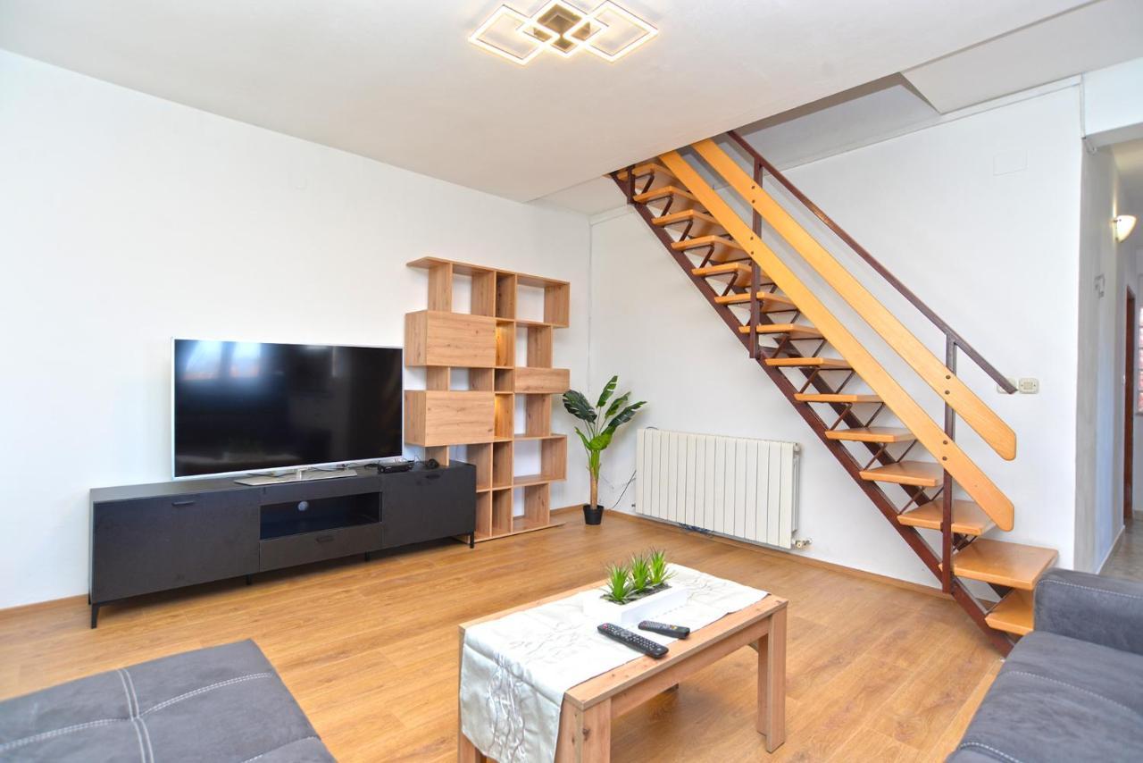 Apartments Olea Phasiana 파자나 외부 사진